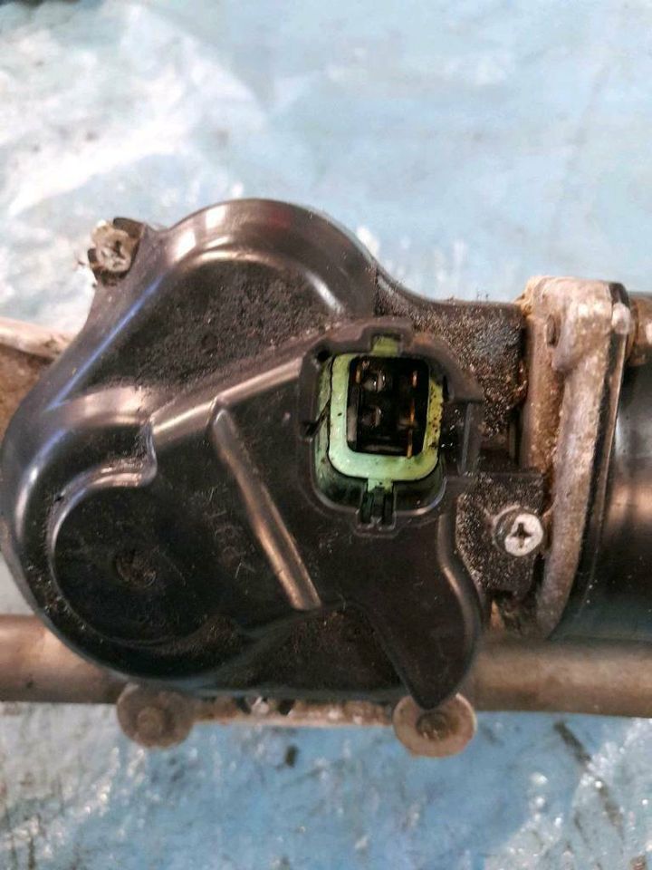 Nissan Micra K12 Scheibenwischermotor Vorne