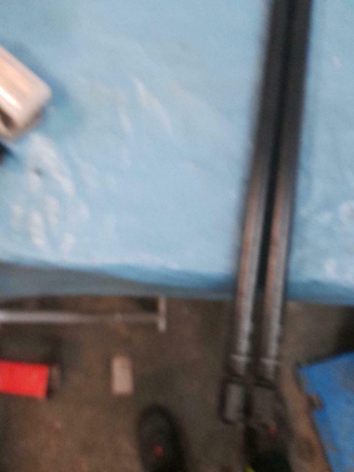 BMW E36 Compact Heckklappen Stossdämpfer Set