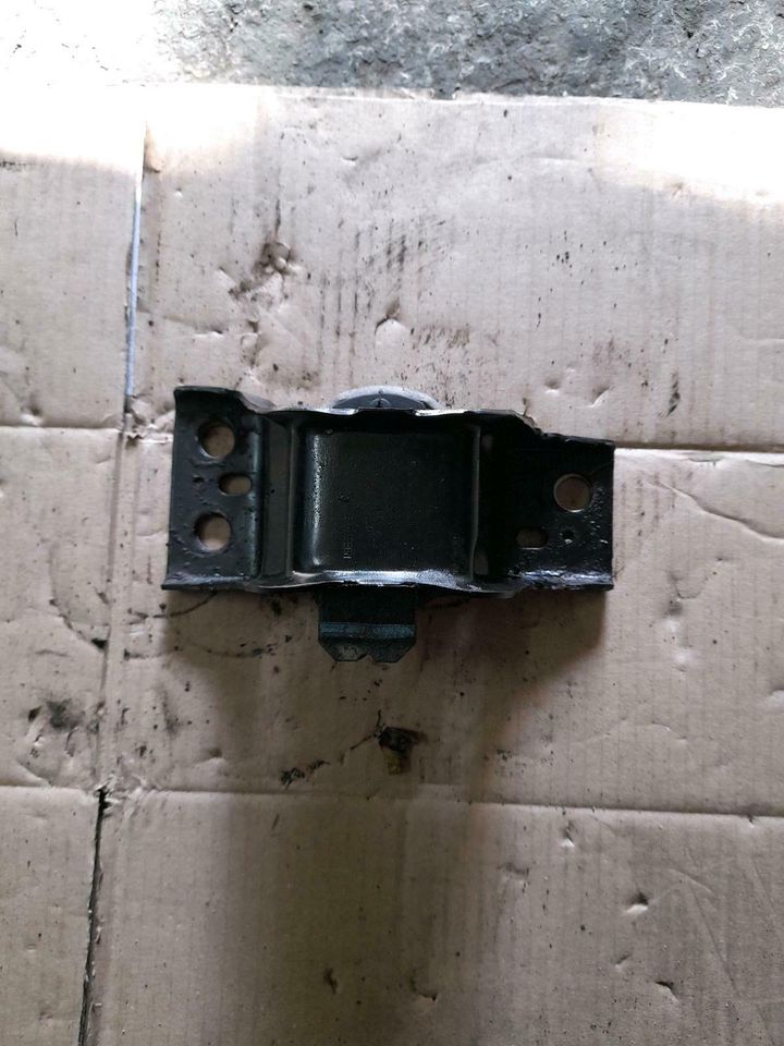 Nissan Note E11 Motorlager