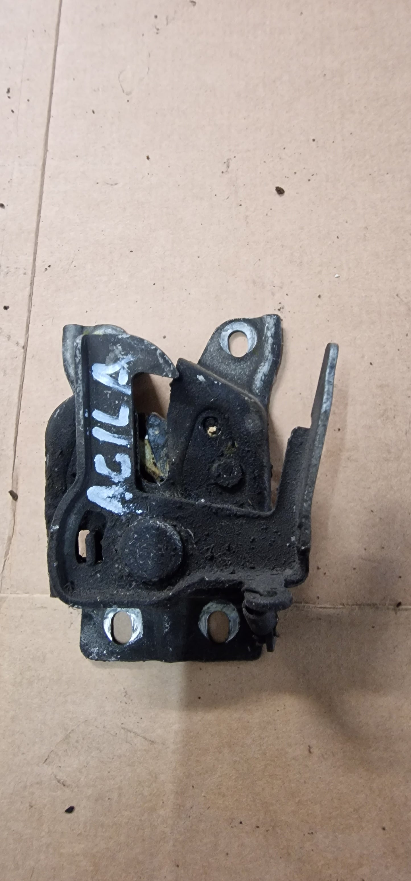 Opel Agila Schloss Vorne