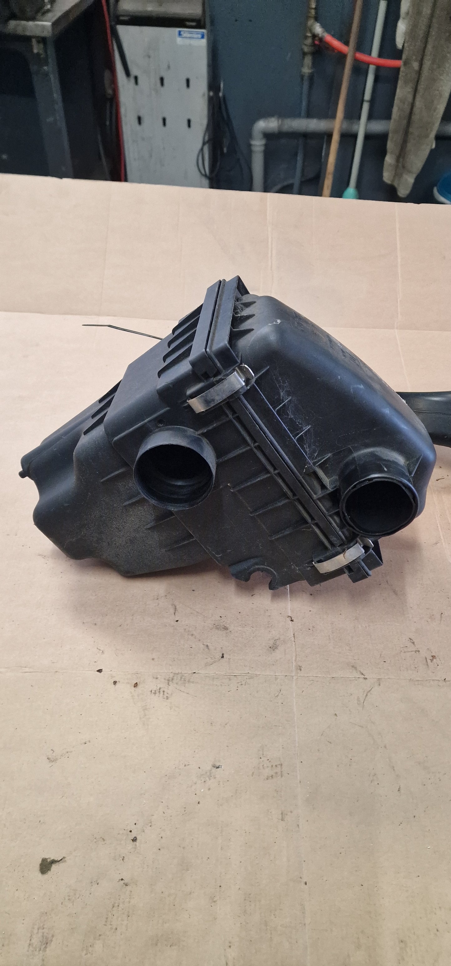 Opel Agila Luftfilterkasten Z 10 XE
