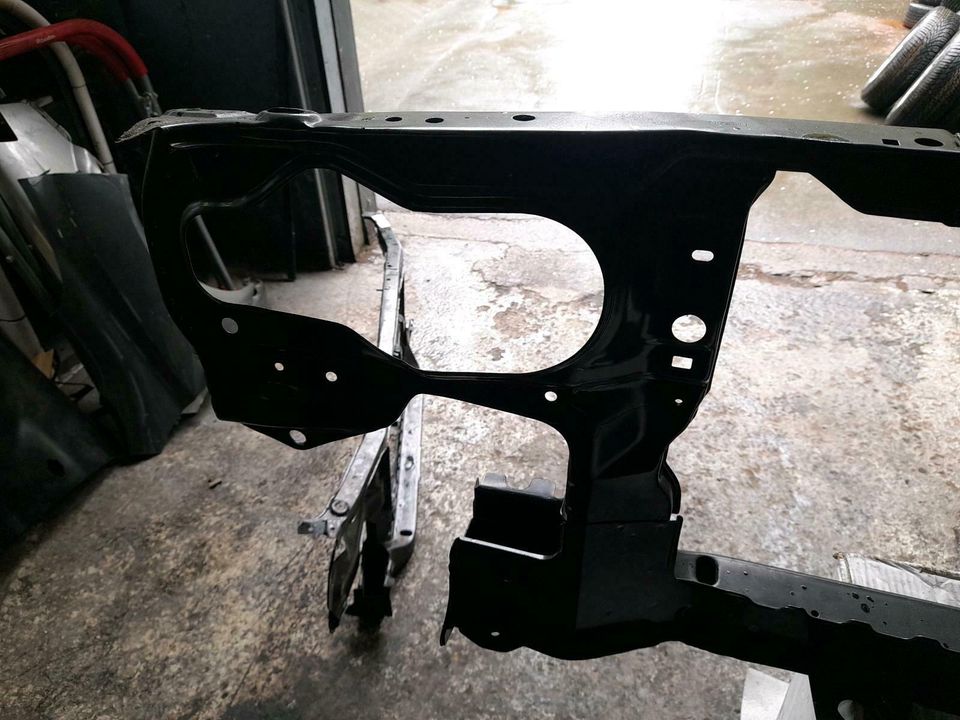 Nissan Sunny Y10 Frontblech