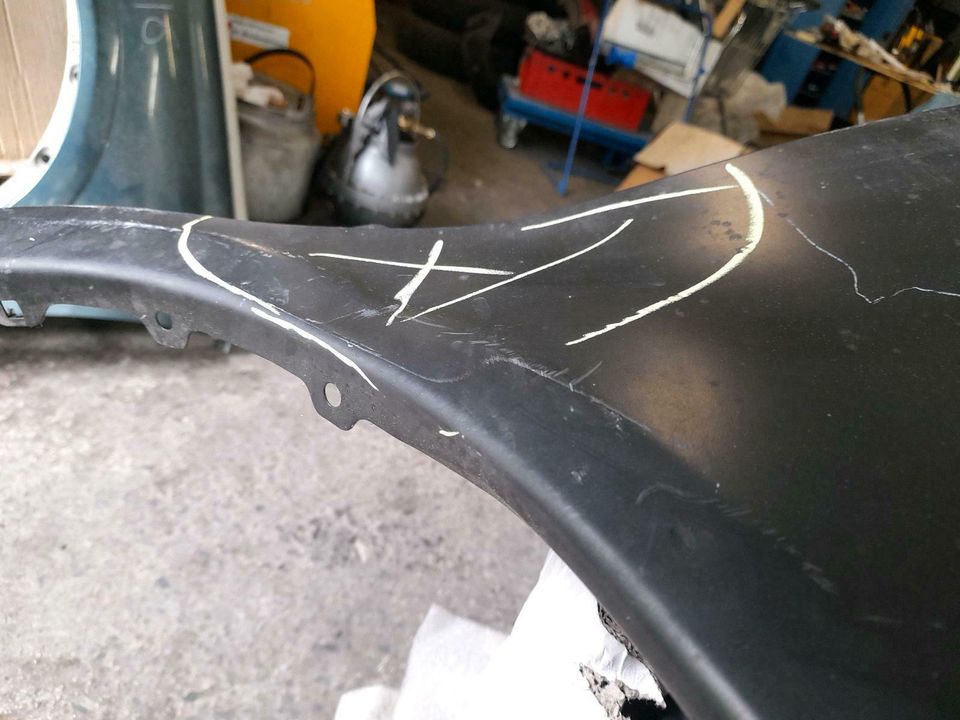 Nissan Serena Kotflügel Rechts