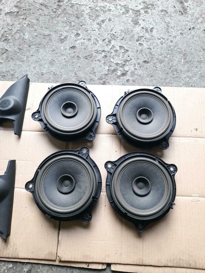 Nissan Note E11 Lautsprecher Set