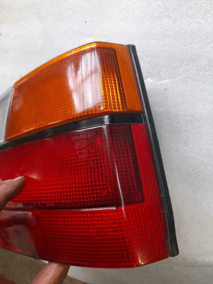 Nissan Micra K10 Rückleuchte Rechts