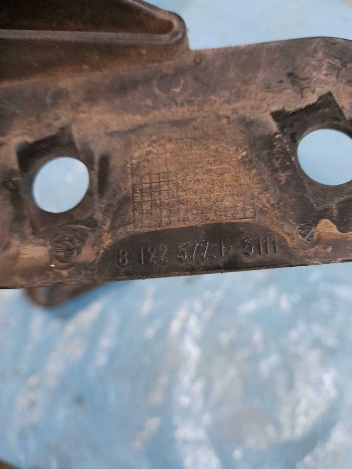 BMW E36 Stosstangenhalter Vorne