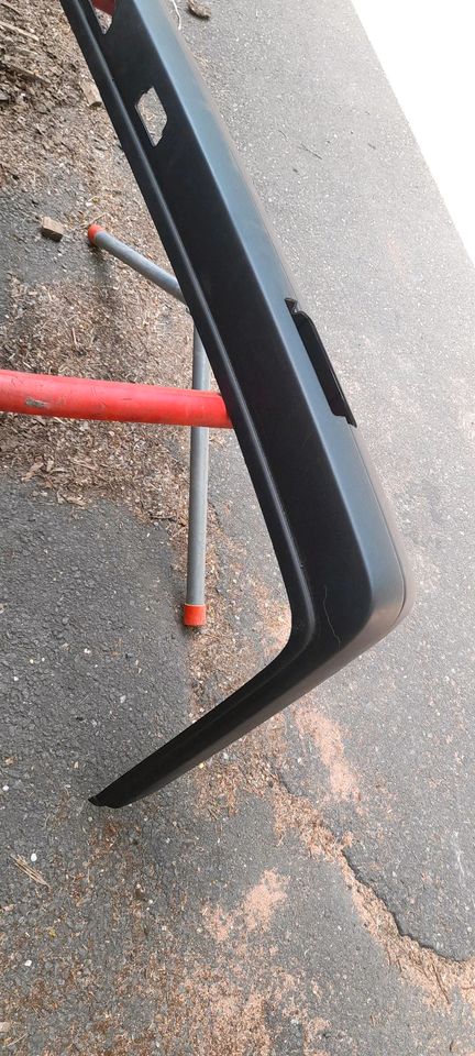 Nissan Sunny Stosstange Hinten