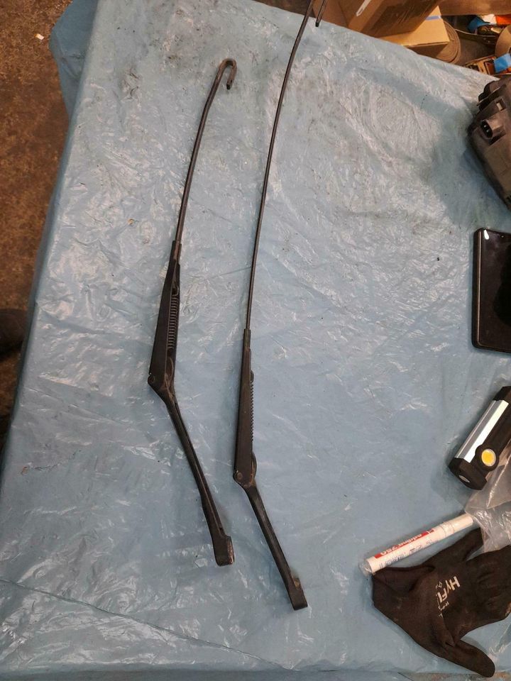 Opel Omega B Scheibenwischer Arme Set