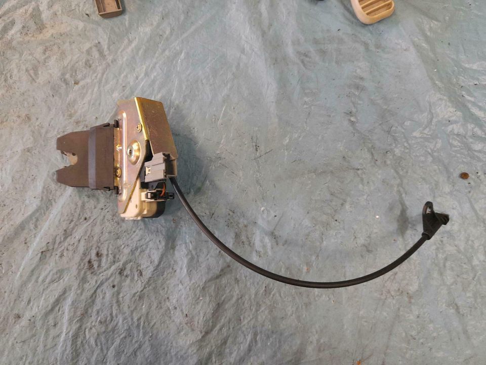 Volvo S60 Heckklappenschloss