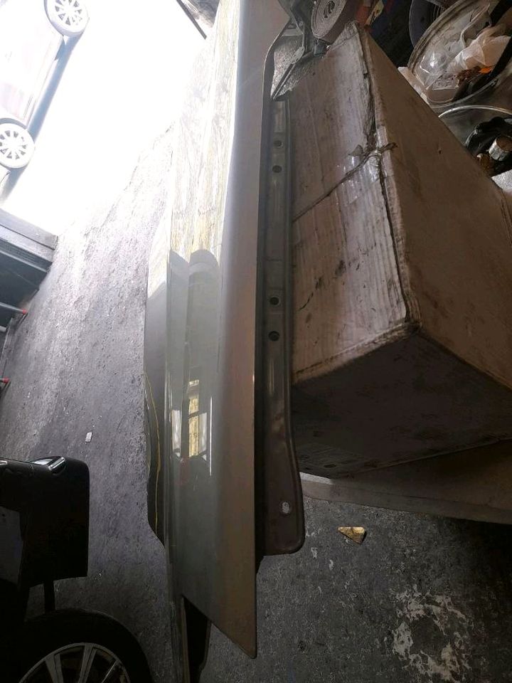 Nissan Primera P12 Kotflügel Rechts