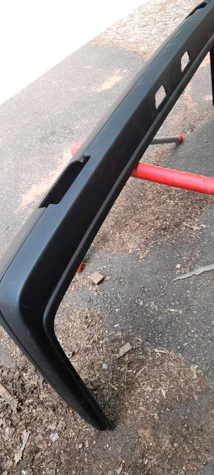 Nissan Sunny Stosstange Hinten