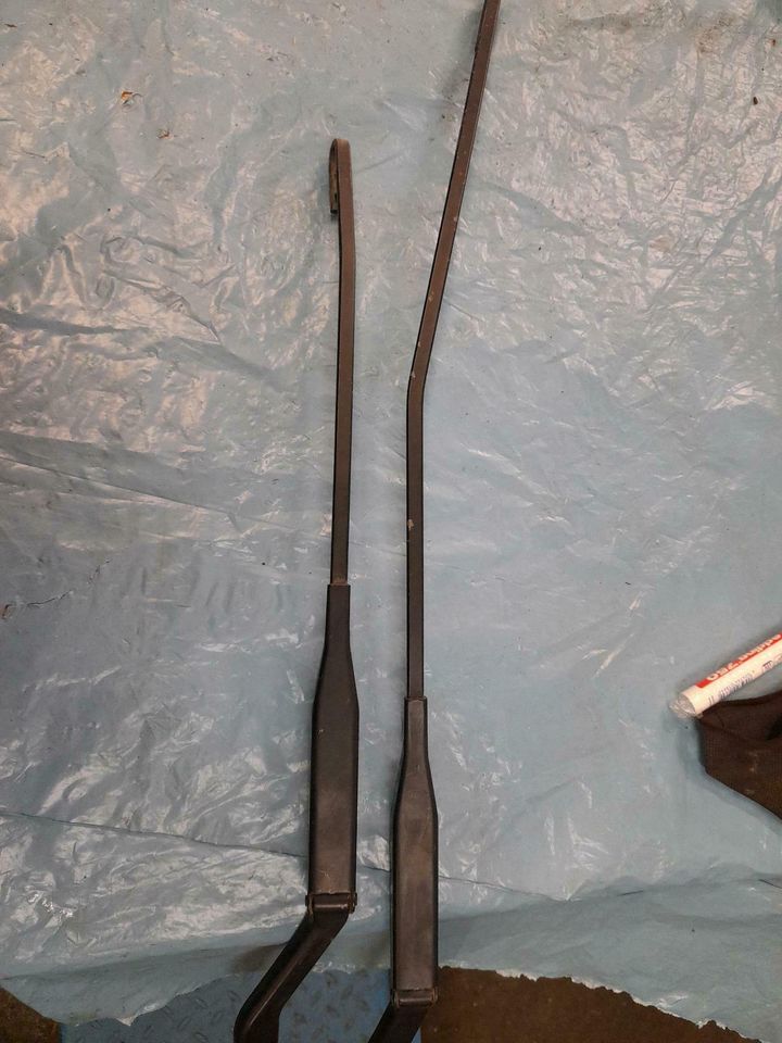 Opel Omega B Scheibenwischer Arme Set