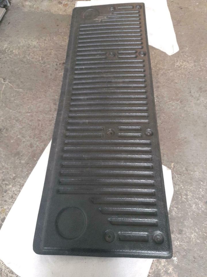 Nissan Navarra Heckklappen Schutz