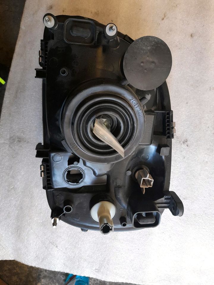 Nissan Micra K11 Scheinwerfer Rechts
