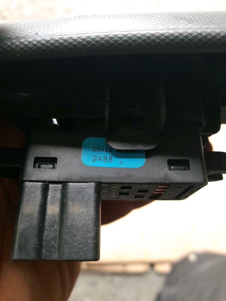 Nissan Note E11 Fensterheber Schalter Vorne Rechts