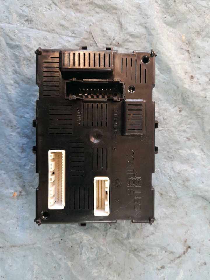 Nissan Micra K12 Bordnetz Steuergerät